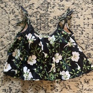 Kortni Jeane black floral swing top